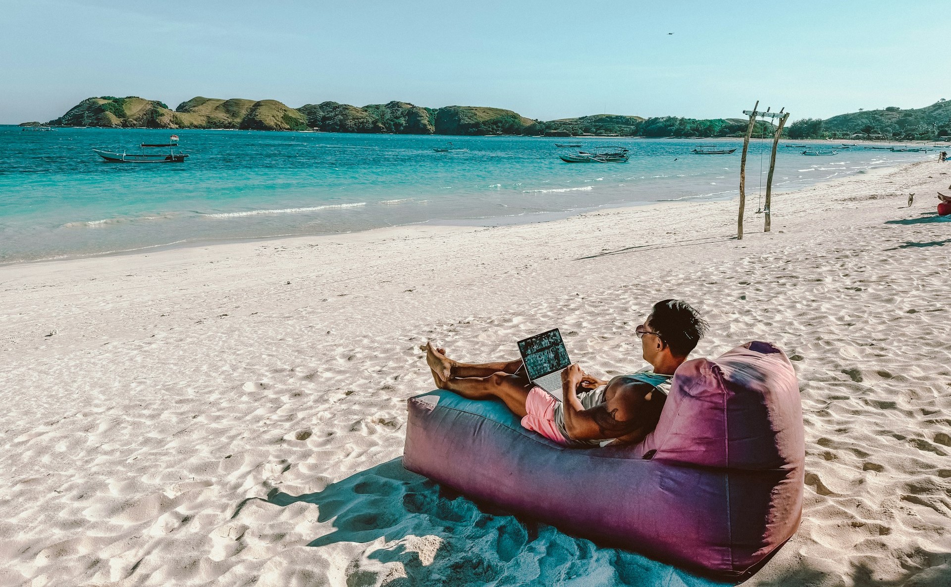 Parku teknologjik virtual dhe punonjësi digjital lëvizës: çfarë ndryshoi në 2026